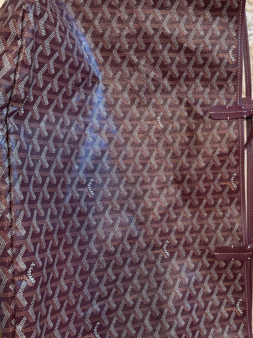 Goyard Saint Louis Large Tote Bag in Deep Burgundy with matching pouch